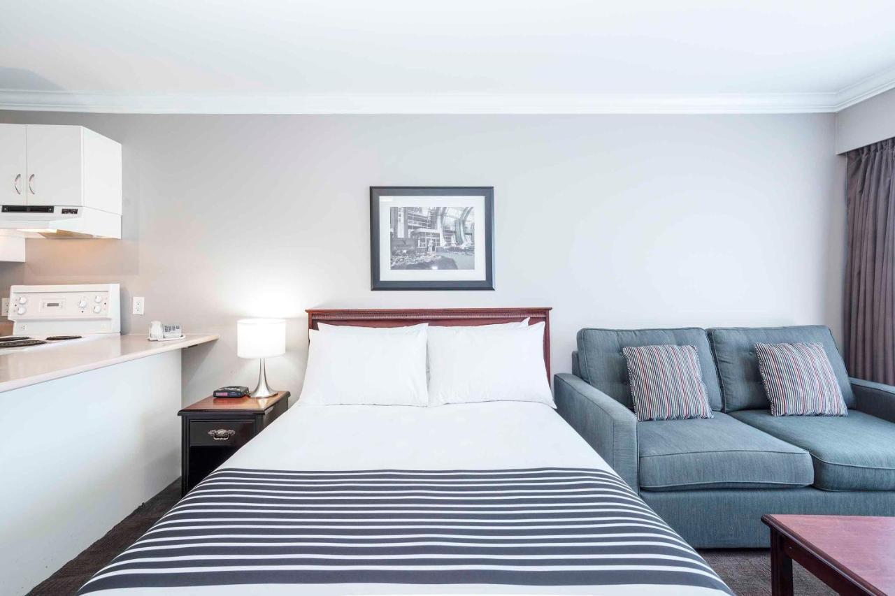 Sandman Hotel&Suites Prince George Buitenkant foto