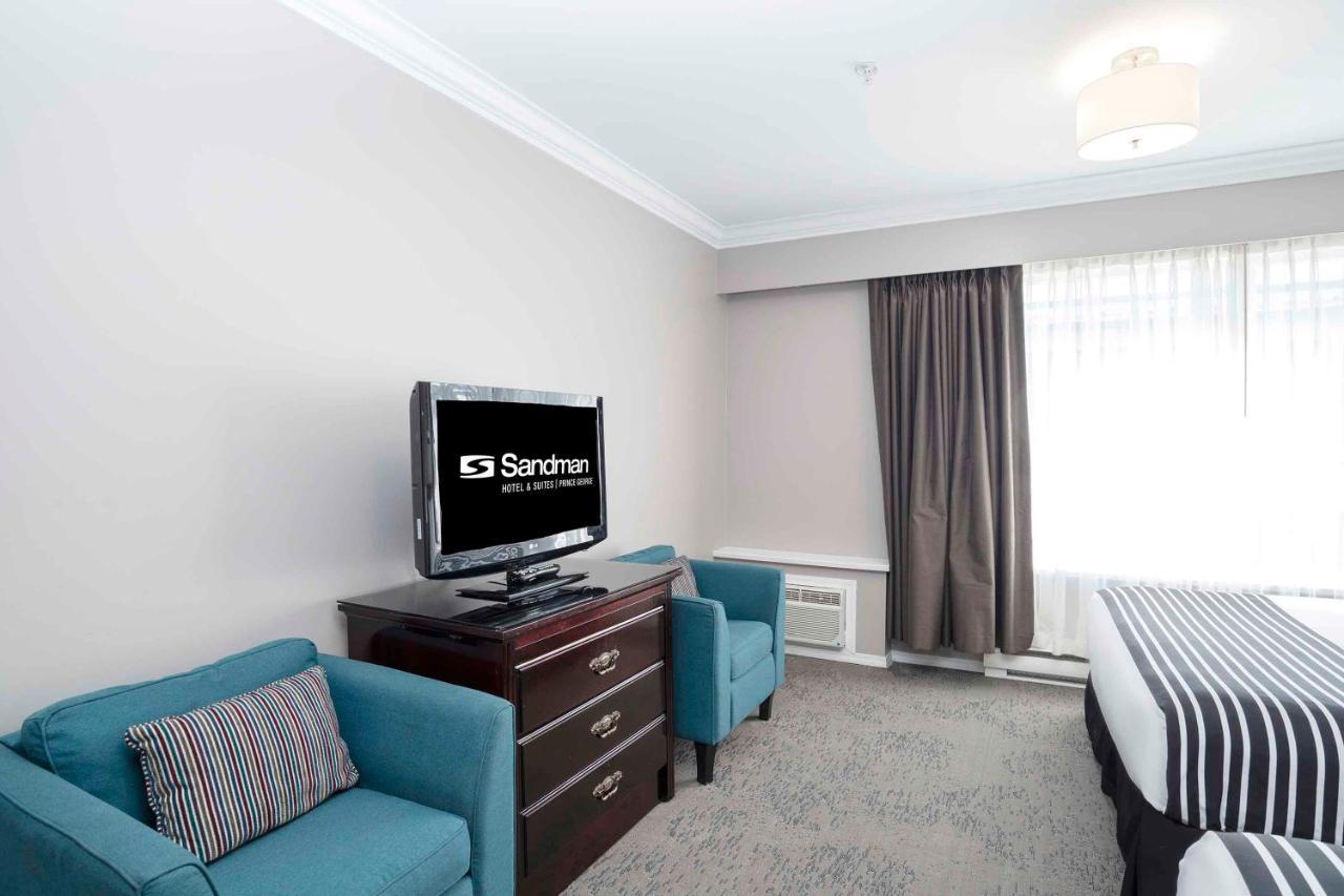 Sandman Hotel&Suites Prince George Buitenkant foto